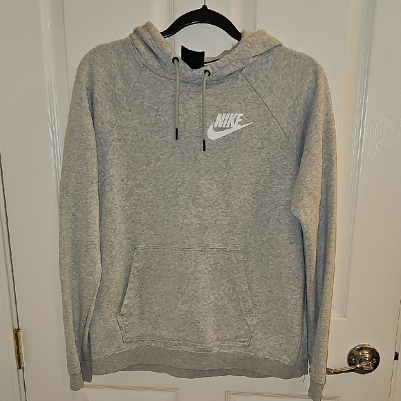 Nike Tops - 🩶🤍Nike Heather Gray Women's Hoodie